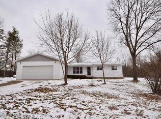 8370 W Rolston Rd, Linden, MI 48451