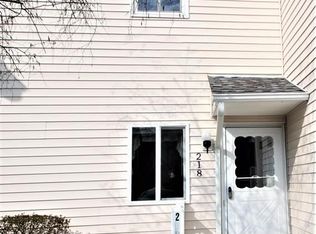 218 Gregory Ct, Lloyd, NY 12528