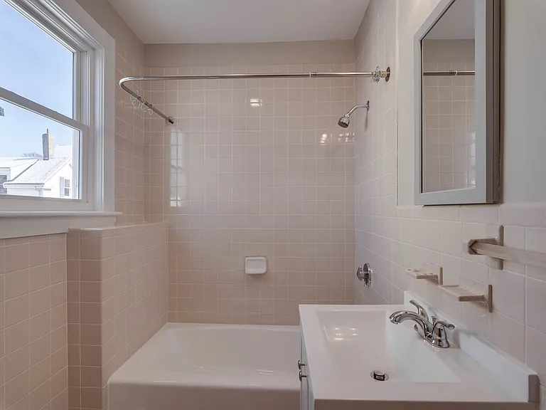 11 Willow Ave #2 — Photo 15