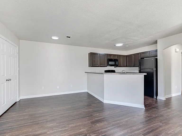 Woodhaven Villas — Photo 47