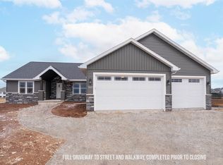 5660 N Denali Ln, Appleton, WI 54913