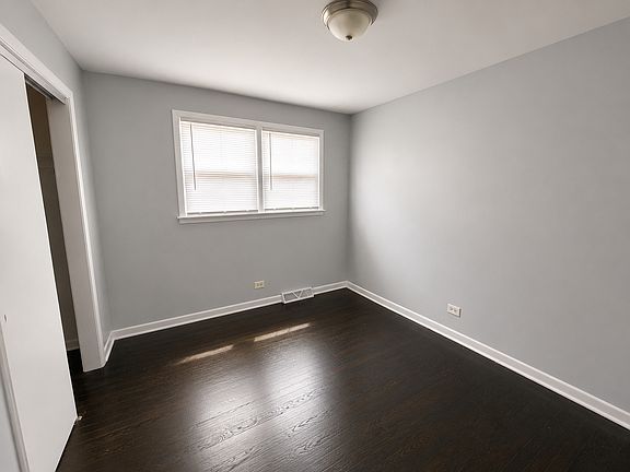 5th image of 3781 W Hayford St
