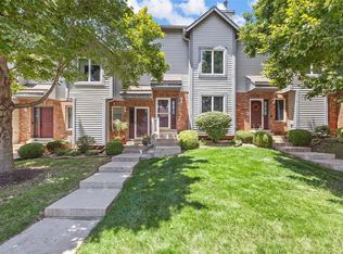 4005 Sherman Park Dr #16E, Saint Charles, MO 63303