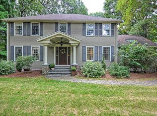 48 Homeward Ln, Walpole, MA 02081