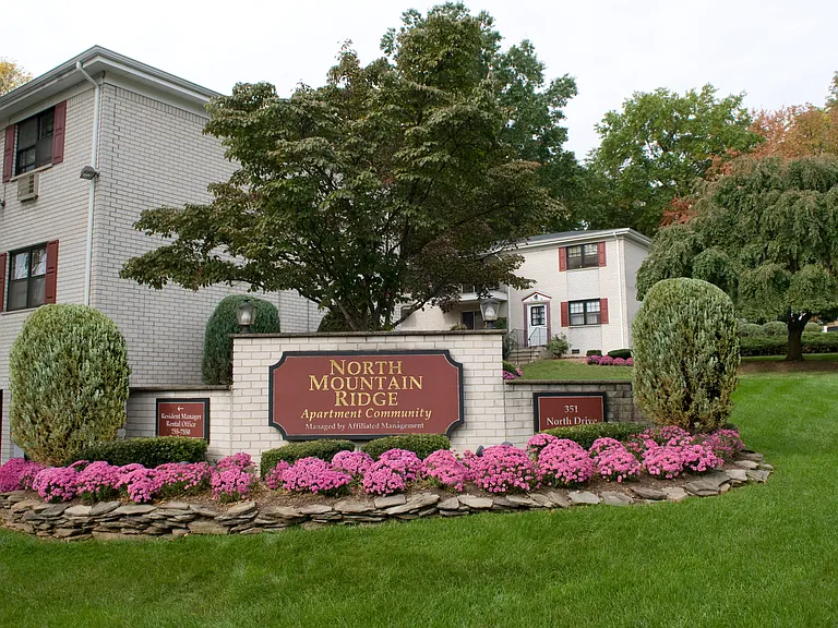 346 North Dr #55 — Photo 8