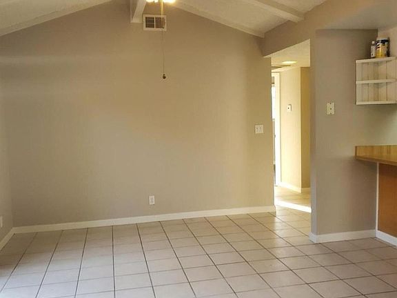 4th image of 6851 Barbara Lee Cir #6851