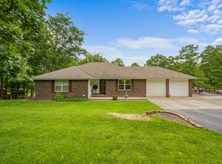1729 Hawthorn Pl, Marshfield, MO 65706