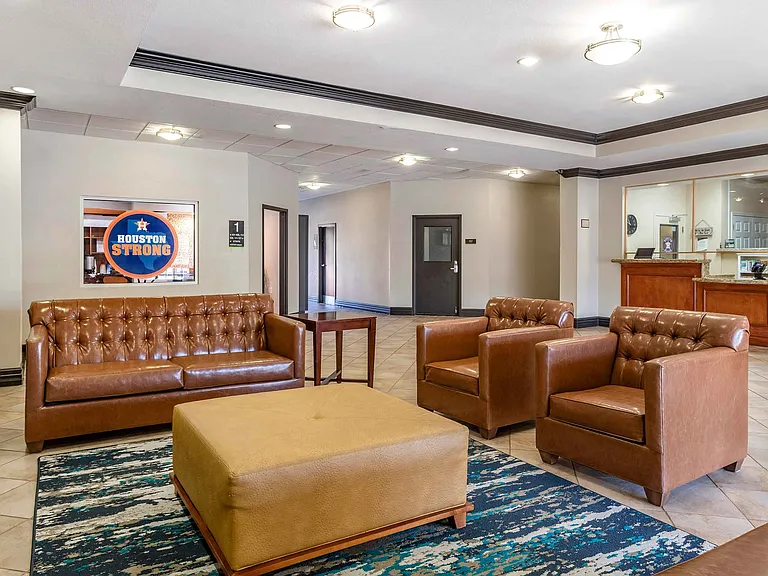 Lobby and Guest Check-in