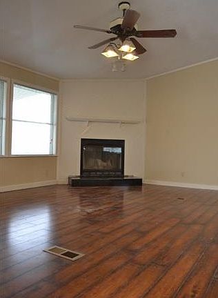 4th image of 3068 Liberty Dr