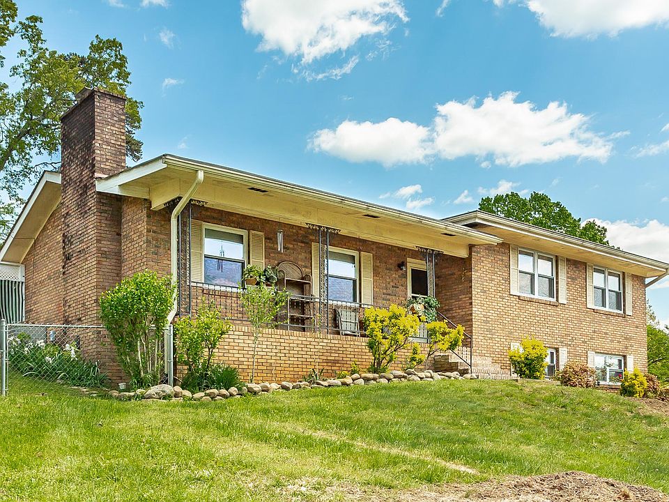 1st image of 5801 Northwoods Dr