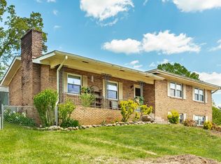 5801 Northwoods Dr, Hixson, TN 37343