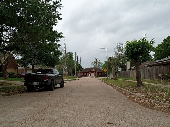 4th image of 2922 High Plains Dr