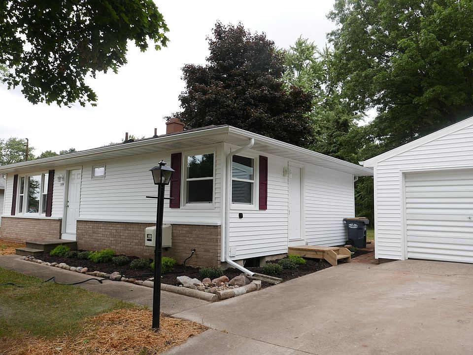 1st image of 5319 Wisteria St