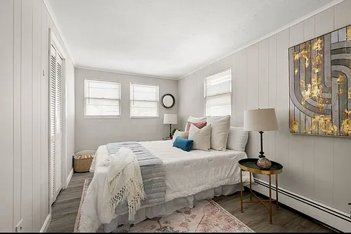 28 Hawthorne St #2 Photo 1