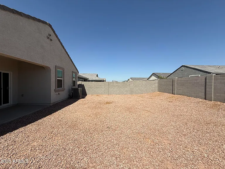 2474 W Sable Ave — Photo 29