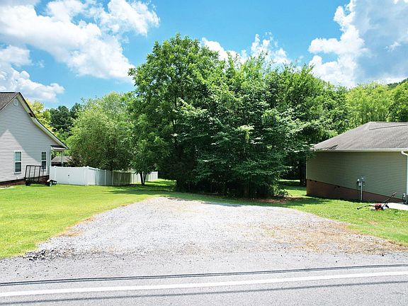 4th image of 0 Walker Valley Rd NW