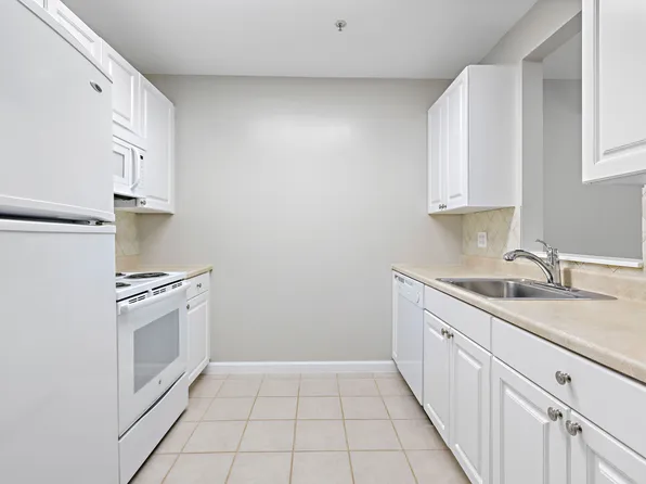 905 River Road image 12 of 15