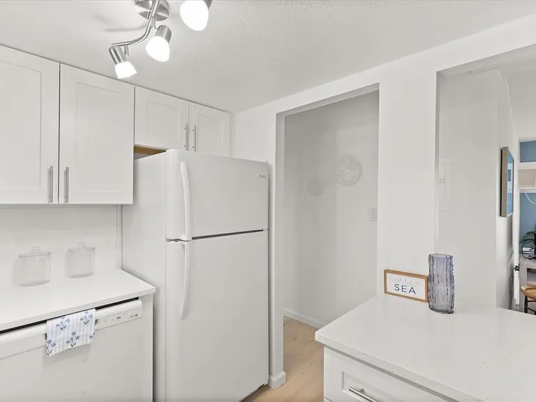 2425 Flamingo Blvd #K28 — Photo 17