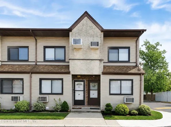 360 Barlow Ave #7B, Staten Island, NY 10308
