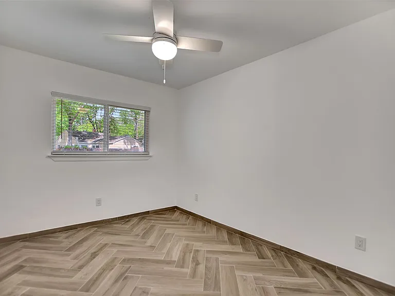 7 Bitterwood Ct — Photo 29