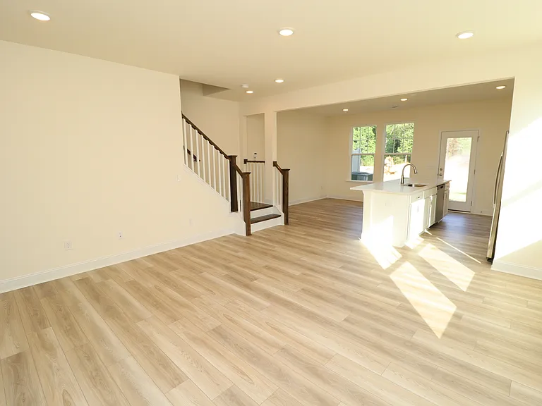 961 Kensley Grove Ln — Photo 4