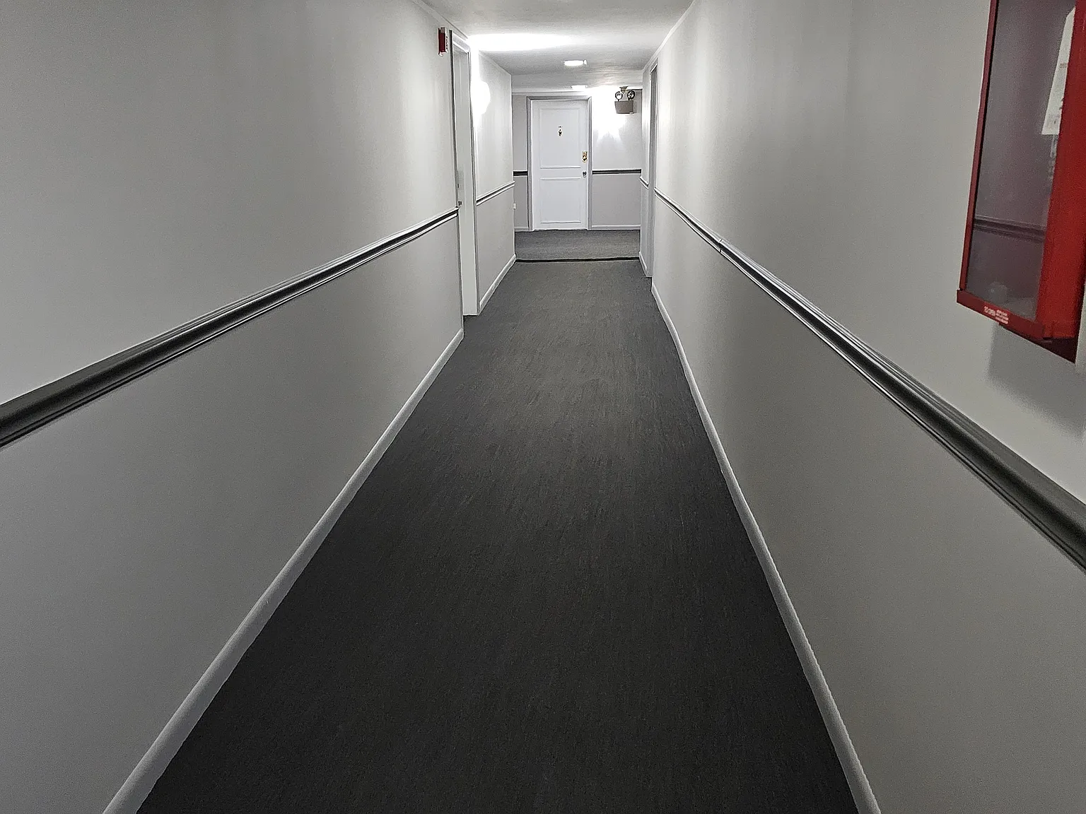 2 bed, 1050 sqft, $2,300 — Photo 2