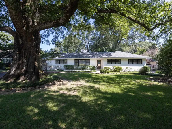 3856 Walnut Grove Rd, Memphis, TN 38111
