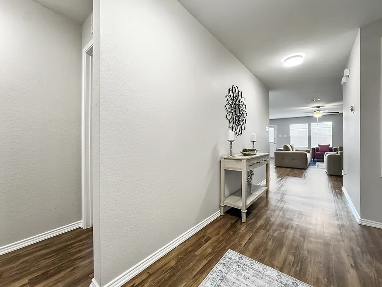 1809 Christopher Creek Dr — Photo 11