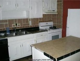 4th image of 3405 Braddock Dr