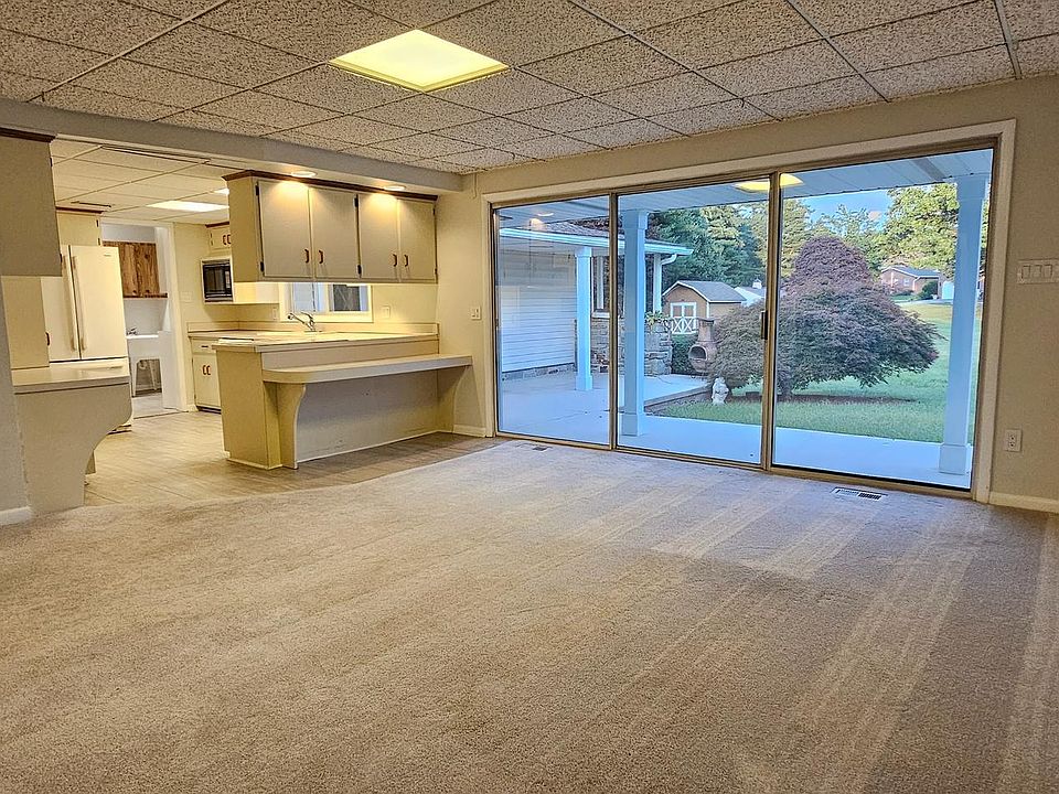 2209 Cherokee Dr, Westminster, MD 21157 Zillow