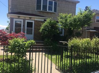 38 Slater Blvd, Staten Island, NY 10305