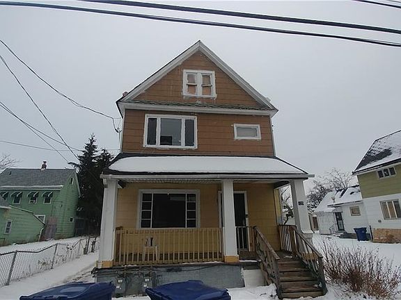 2nd image of 125 Krupp Ave