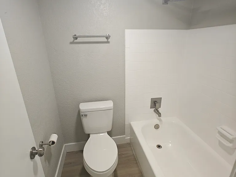 4405 S Semoran Blvd #7 — Photo 20