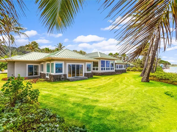 54-327 Kamehameha Hwy #1B, Hauula, HI 96717