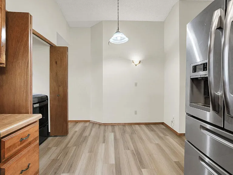 6376 Chantilly Pl — Photo 12