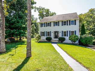 40 Trent Rd, Hooksett, NH 03106