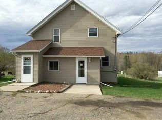 N3031 E Bar D Dr, Iron Mountain, MI 49801