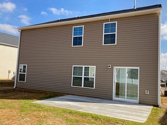 3rd image of 4810 Black Forest Dr