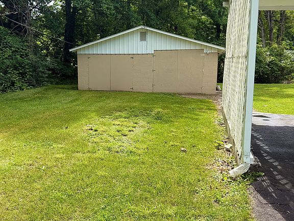 3rd image of 168 Brendle St