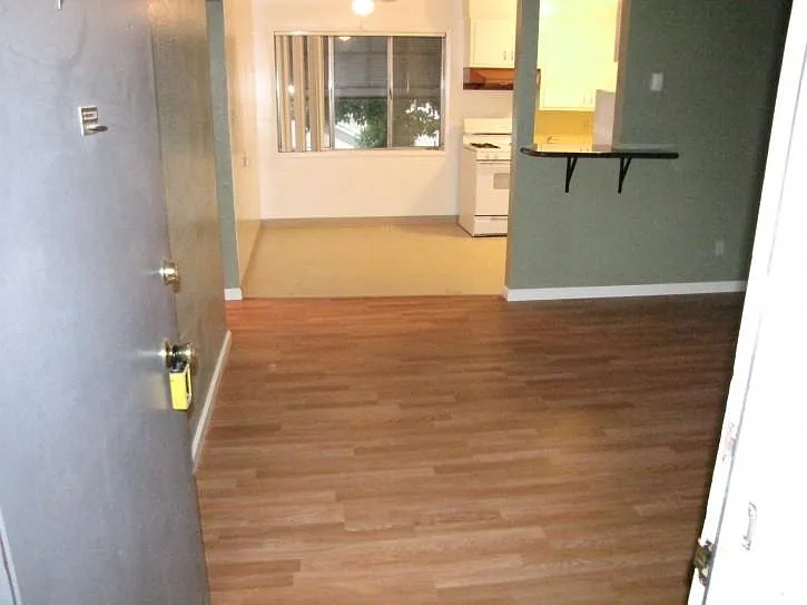 2657 Riverside Blvd #7B — Photo 3