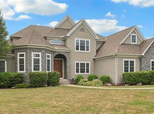 16780 Snyder Rd, Chagrin Falls, OH 44023