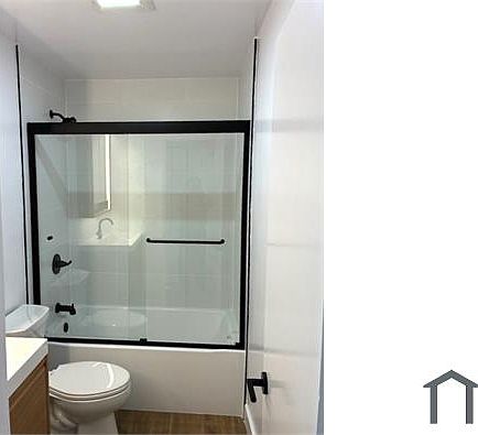 5th image of 1505 S Hoover St APT 5