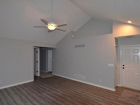 5th image of 4914 Marigold Ln