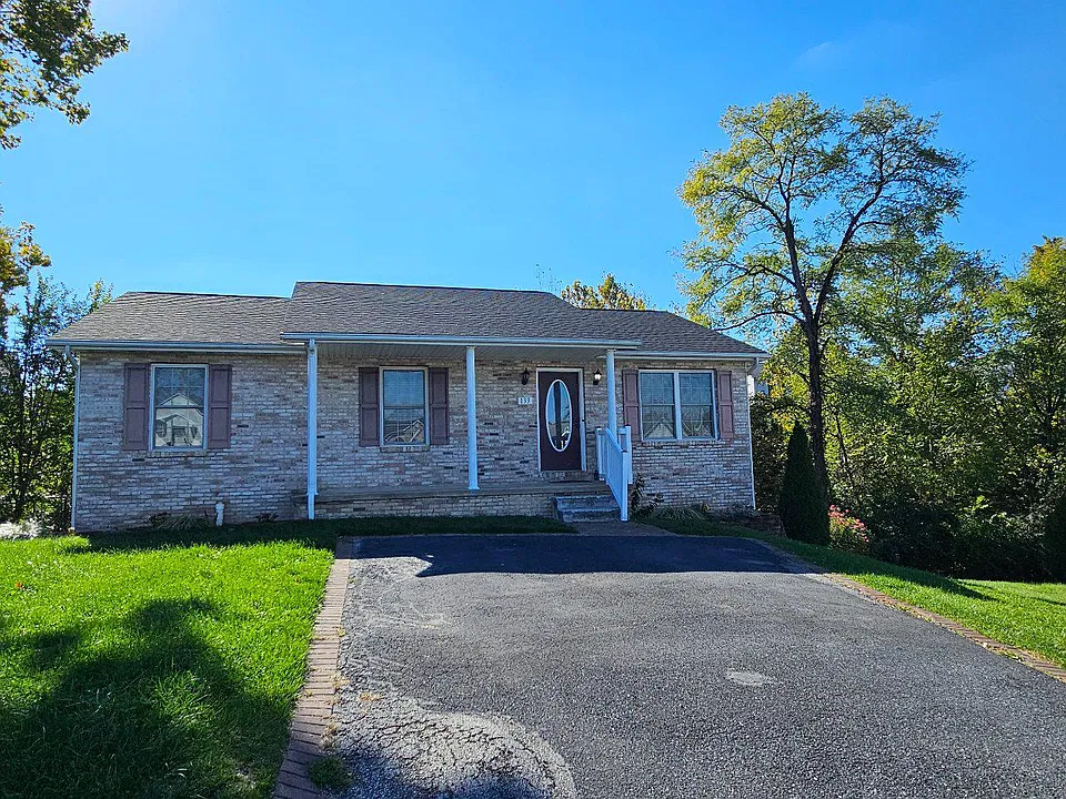 133 Nature Dr