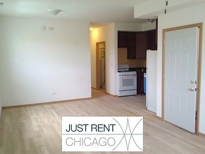 3rd image of 3901 W Van Buren St APT 3