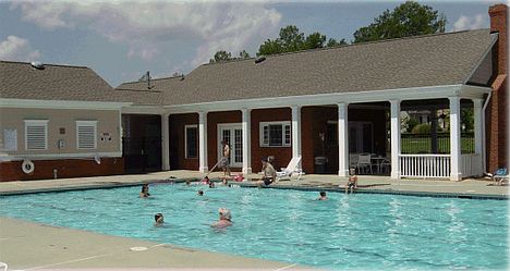 Clubhouse/Pool
