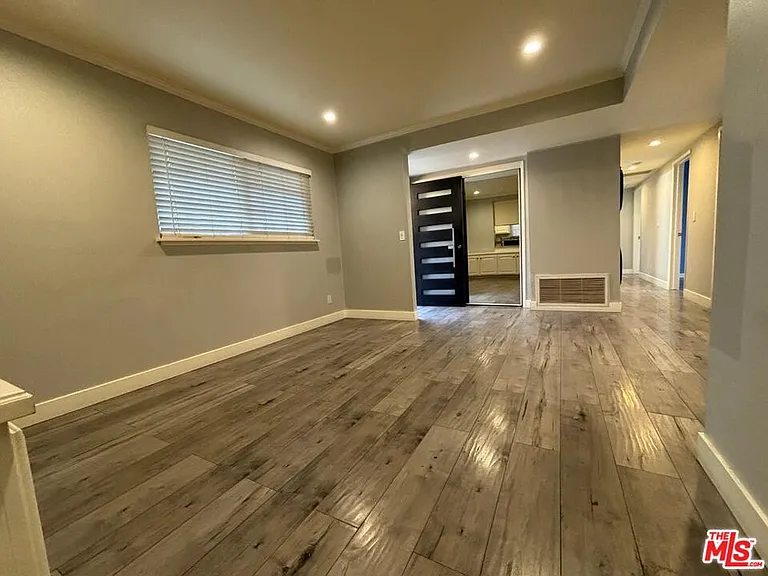 13047 Macneil St — Photo 4
