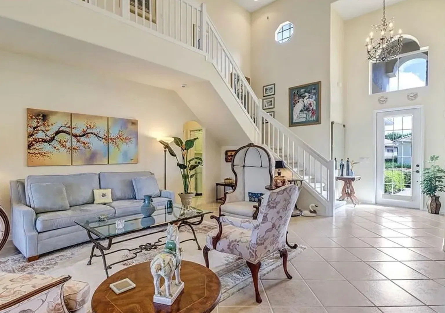 Spacious 3-Bedroom Annual Rental With Private Pool & Pet-Friendly! — Photo 4