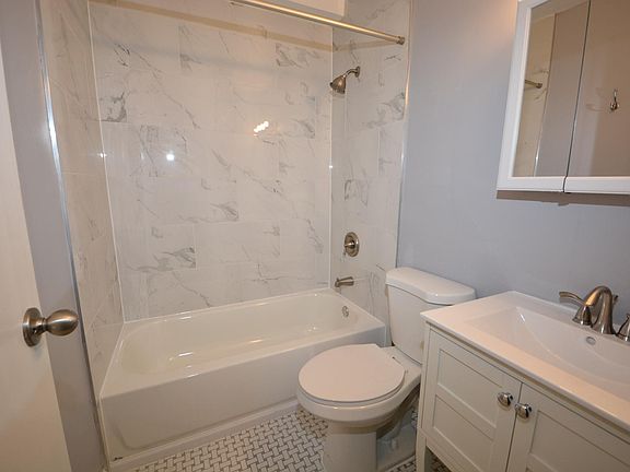 4th image of 245 S 2nd St #1