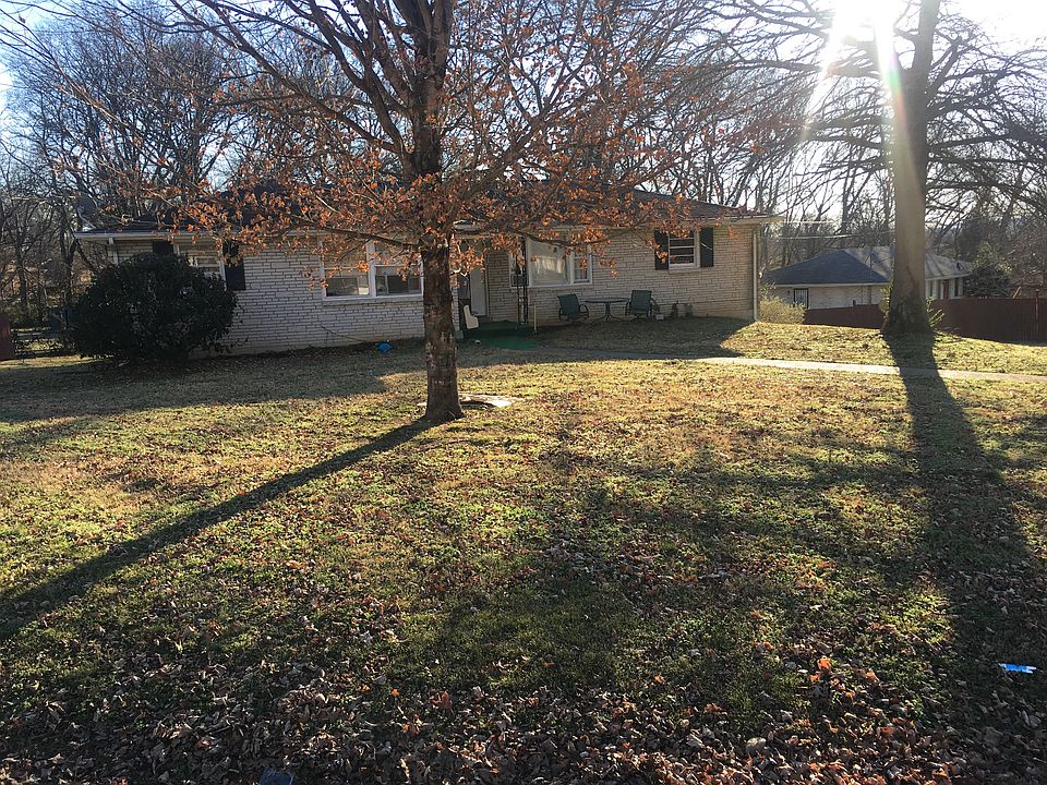 2nd image of 735 Winthorne Dr